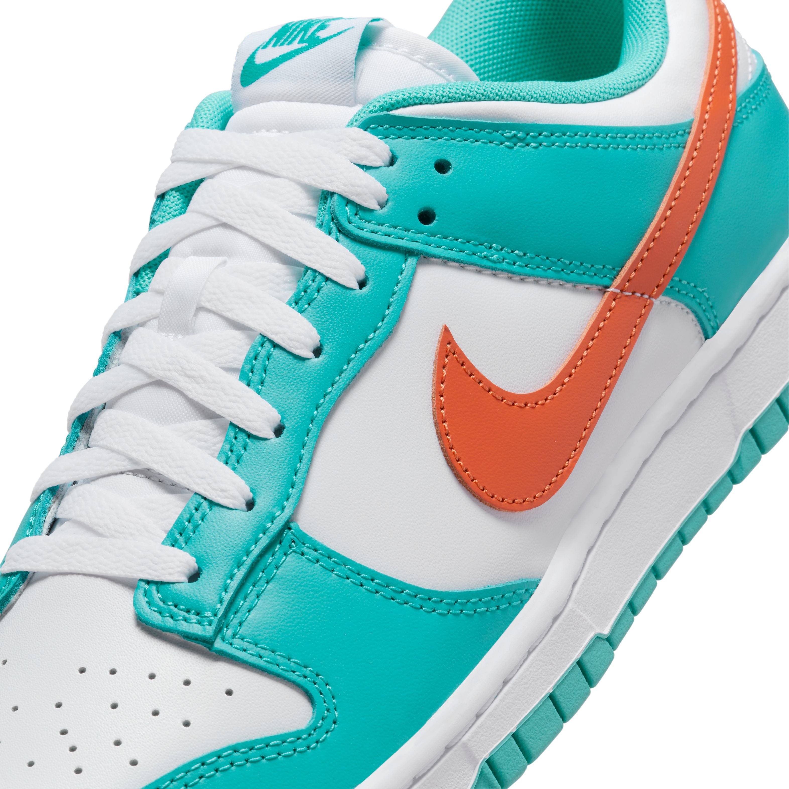 Dunk Low Retro