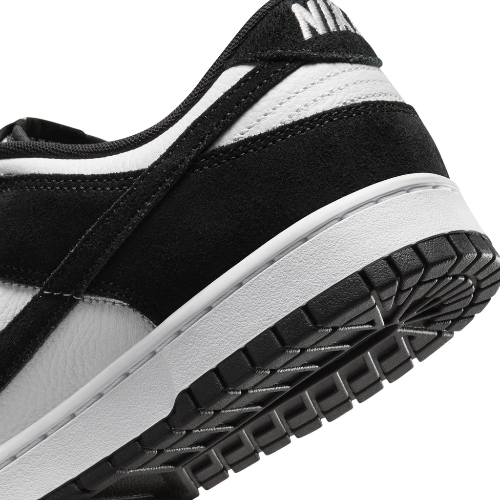 Dunk Low Retro SE
