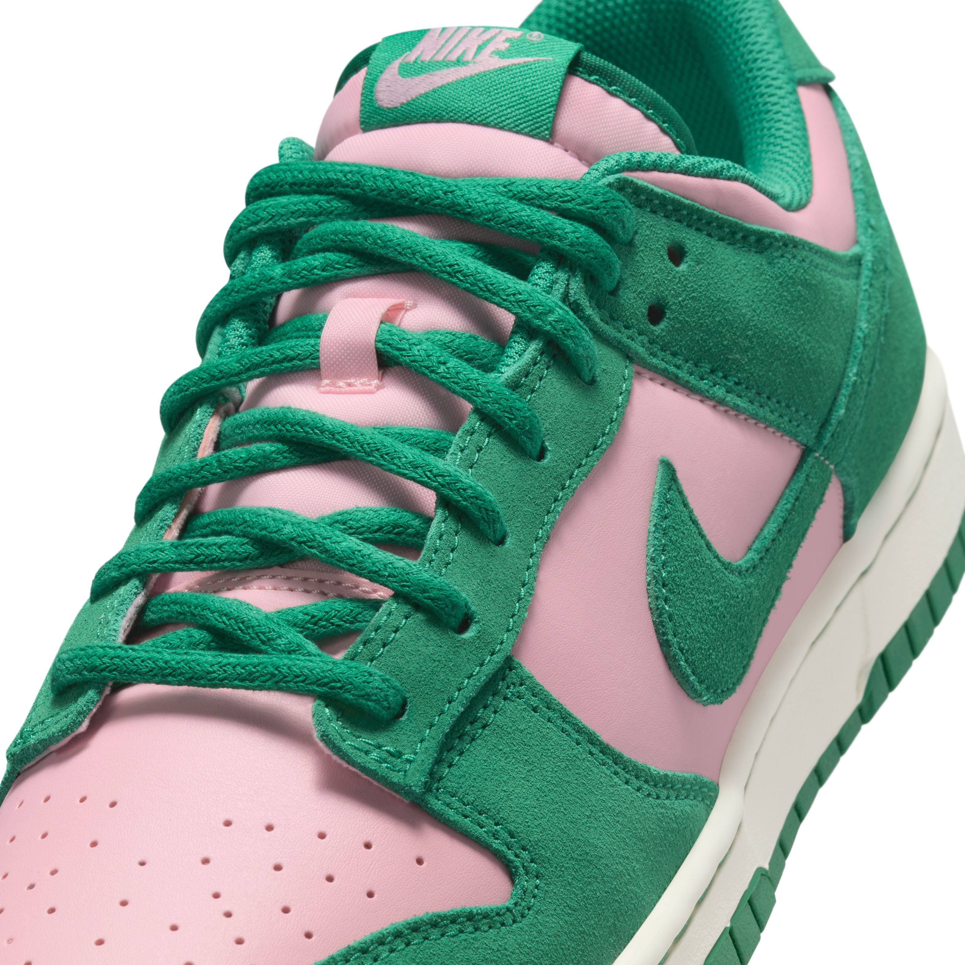 Dunk Low Retro