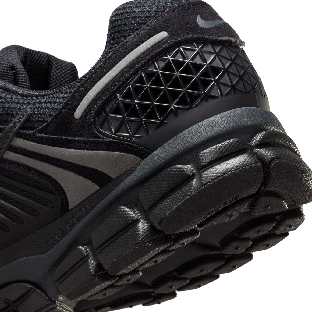 Zoom Vomero 5