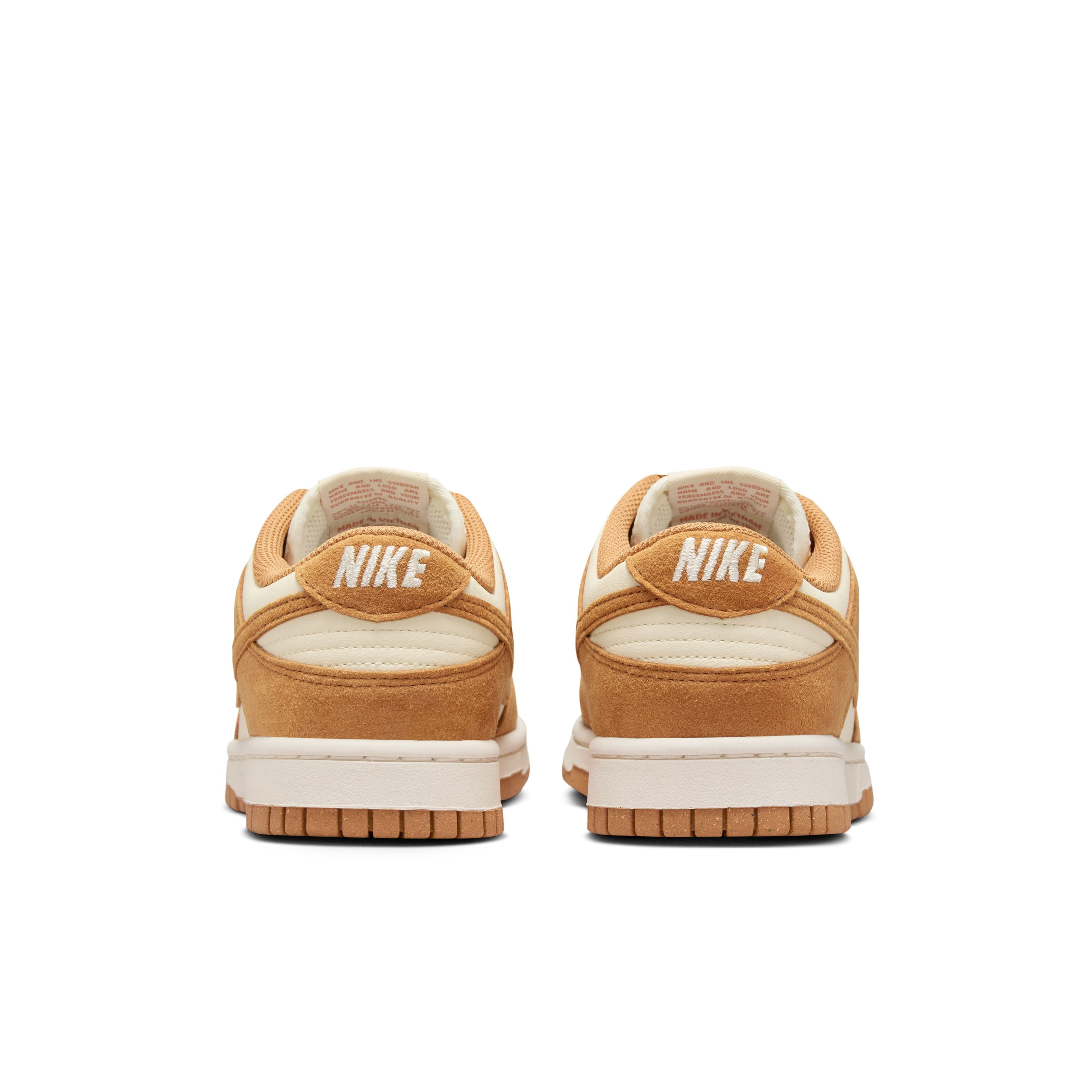 Dunk Low Next Nature