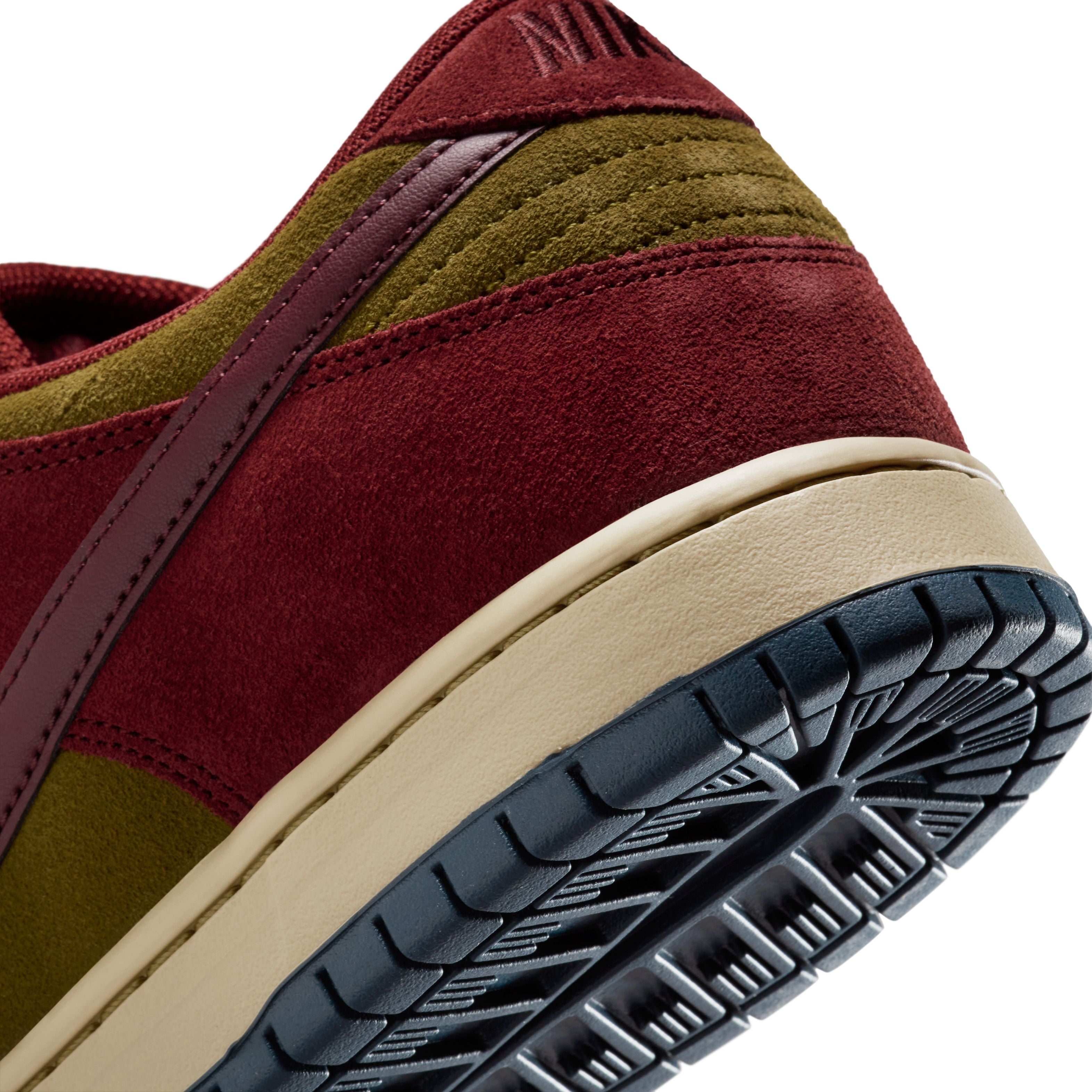 SB Dunk Low Pro Skate