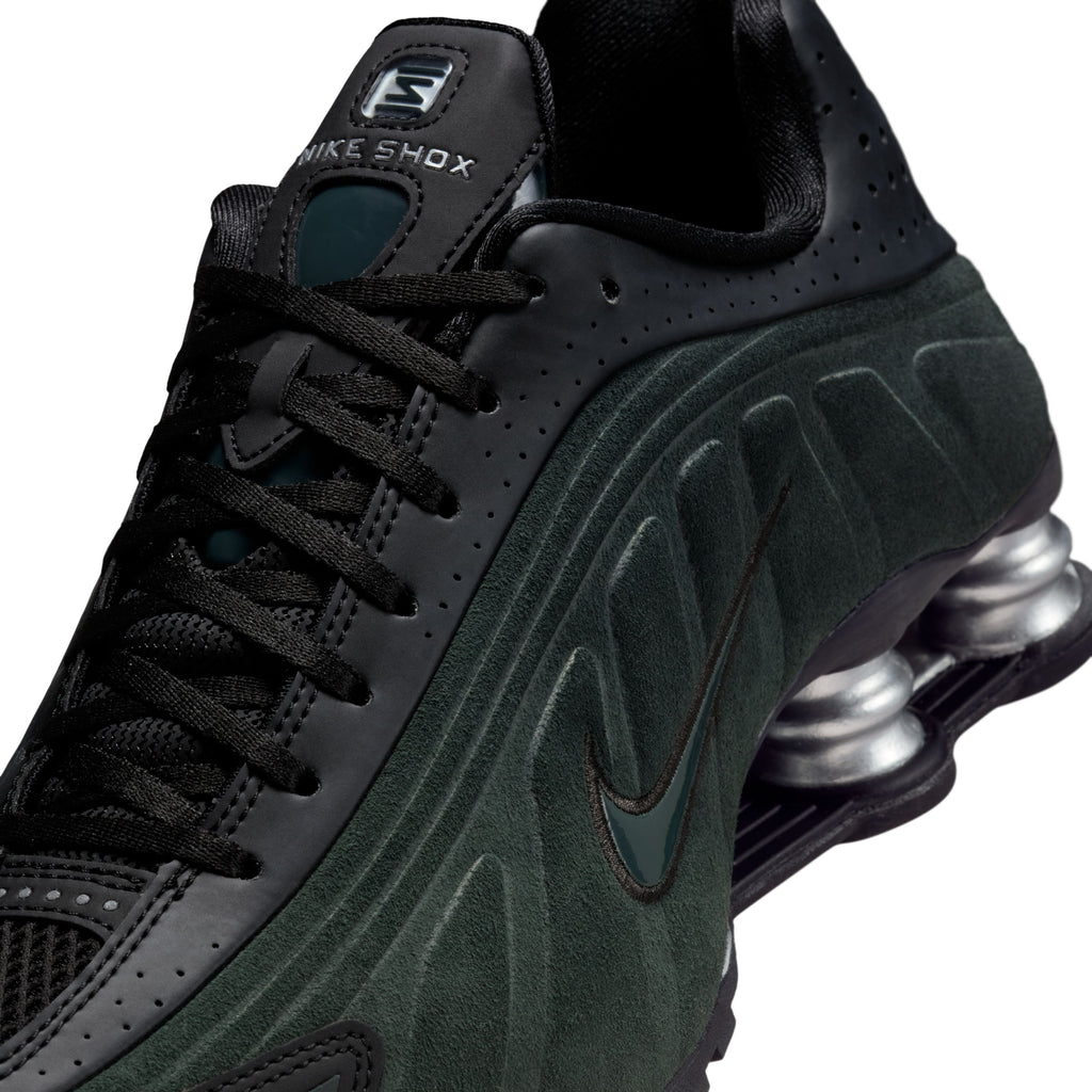 Shox R4