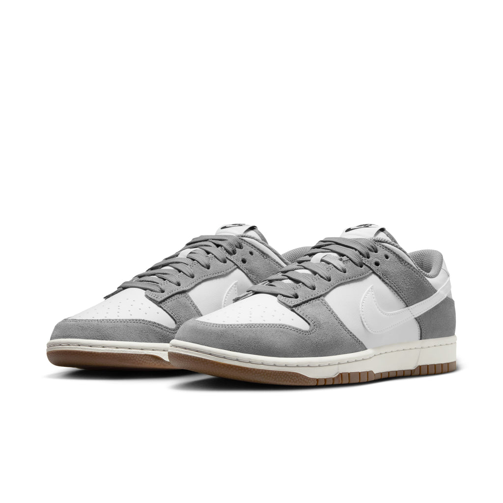 Dunk Low Retro SE