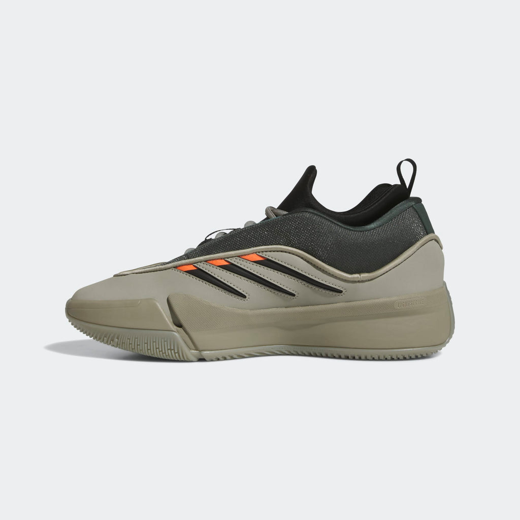Dame 9 low Trainers