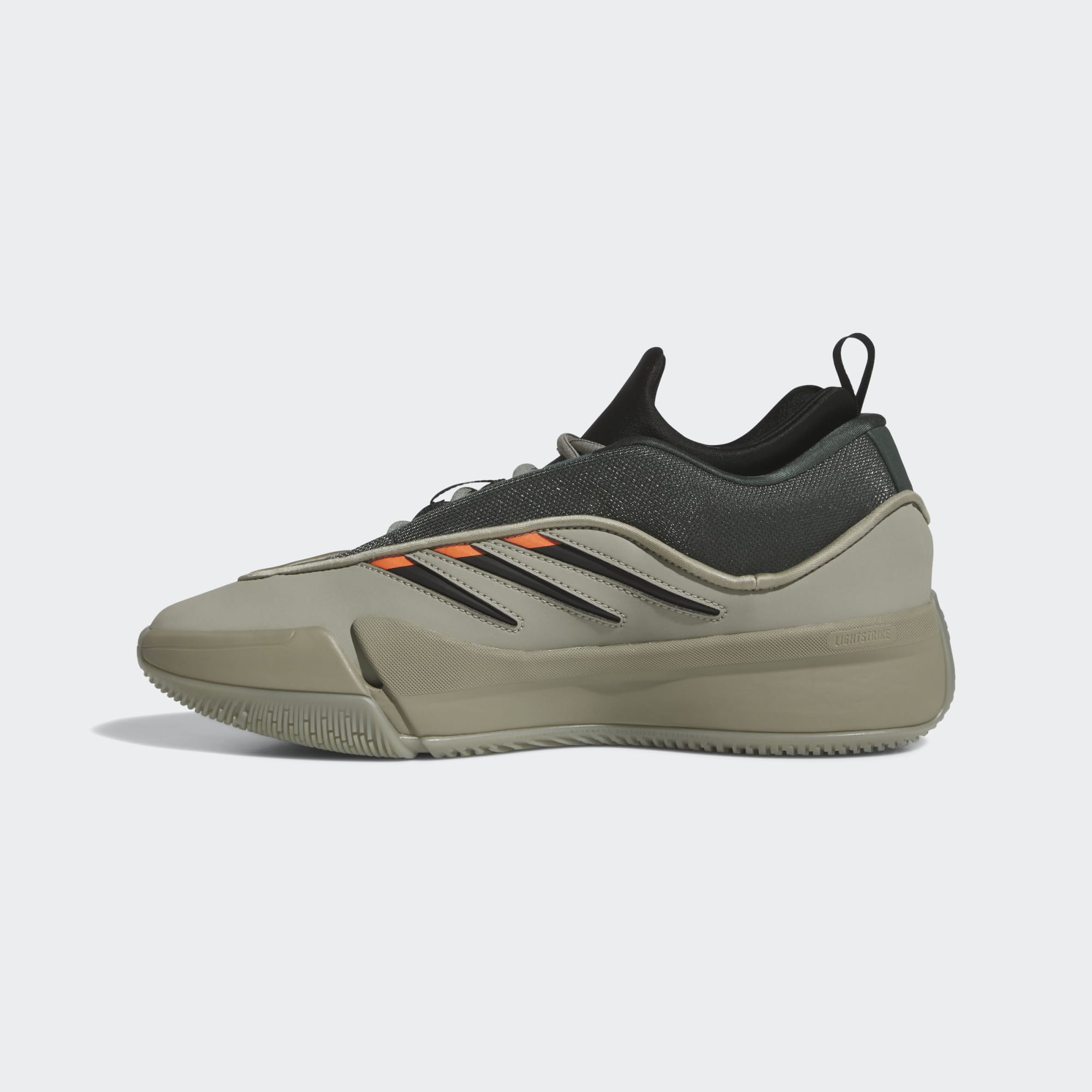 Dame 9 low Trainers