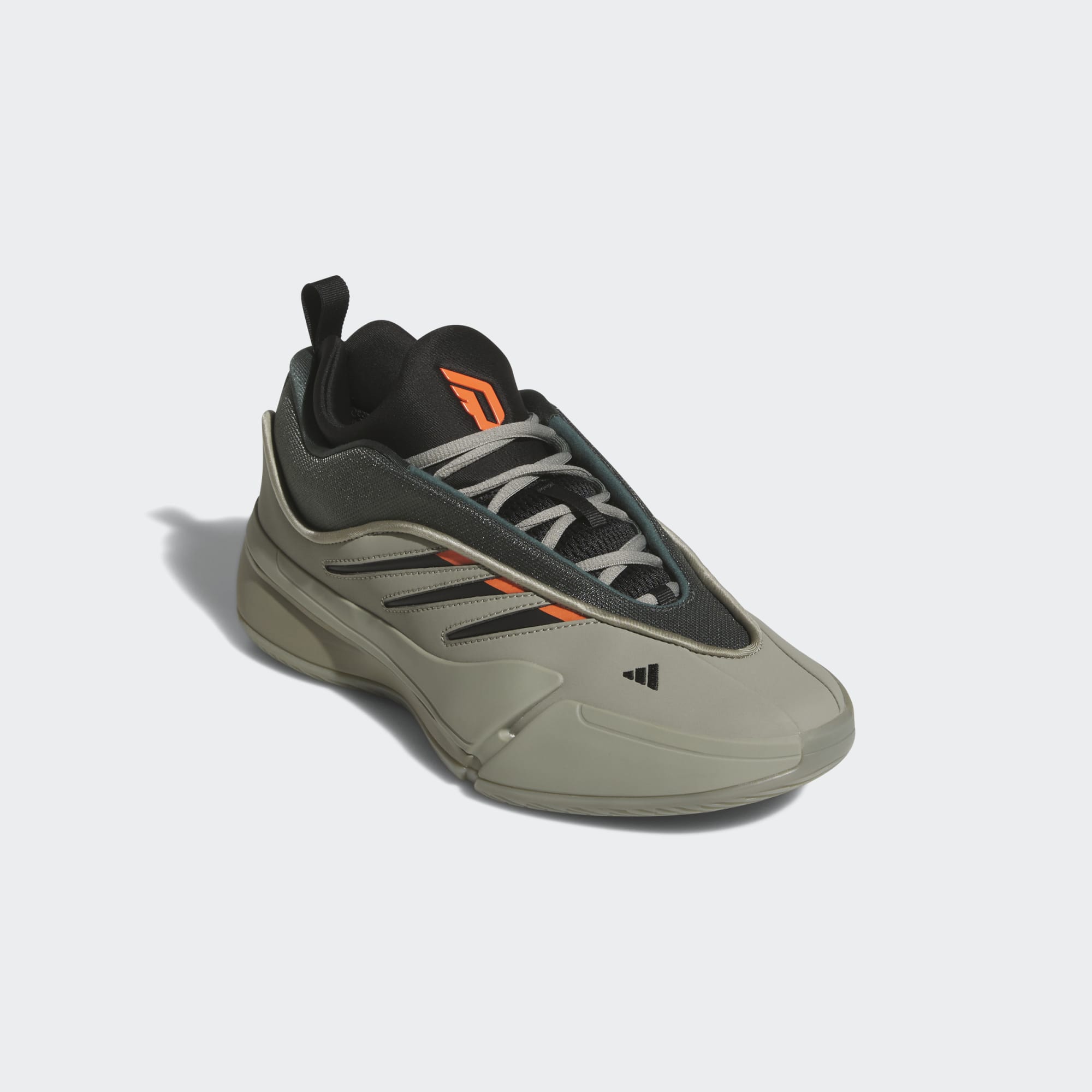 Dame 9 low Trainers
