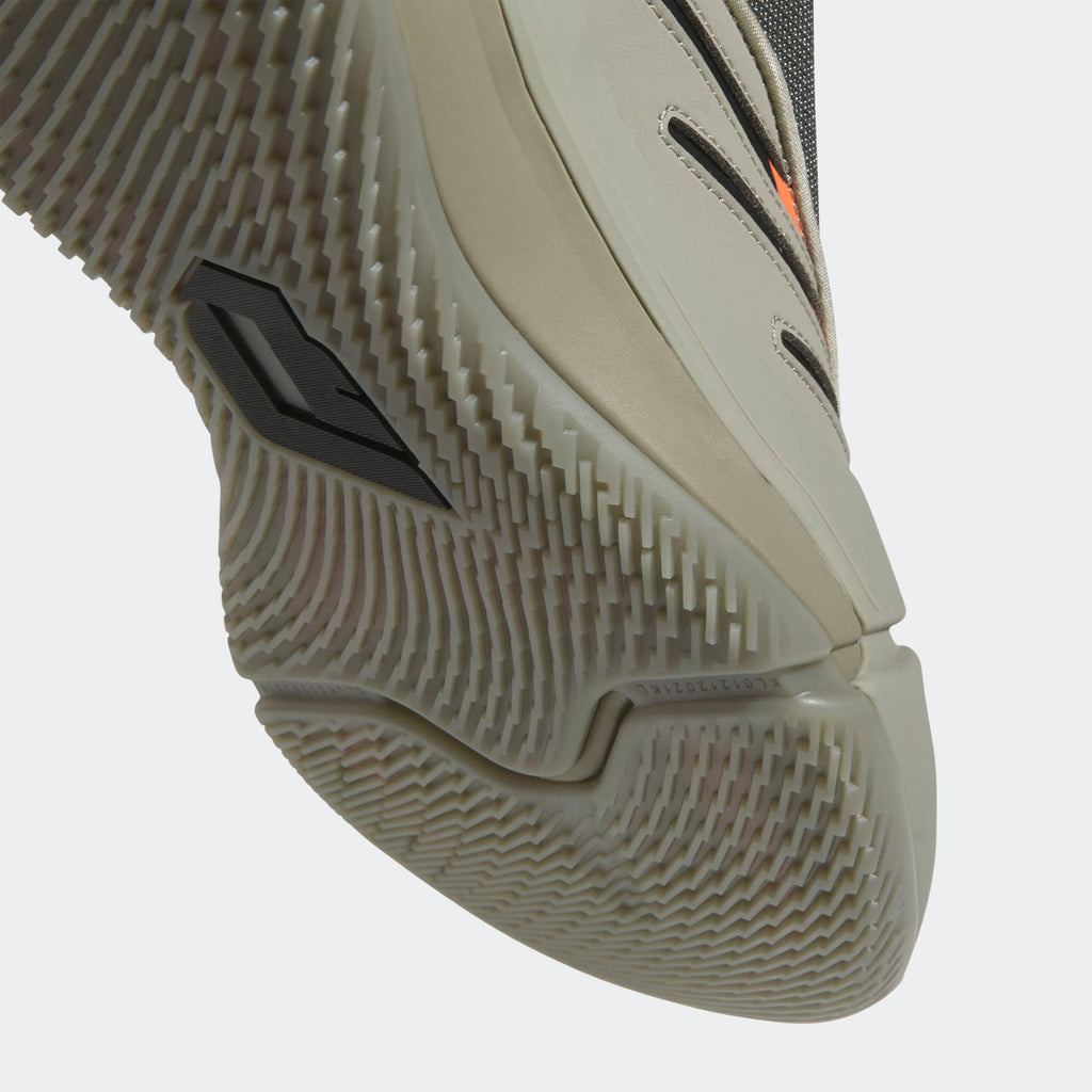 Dame 9 low Trainers