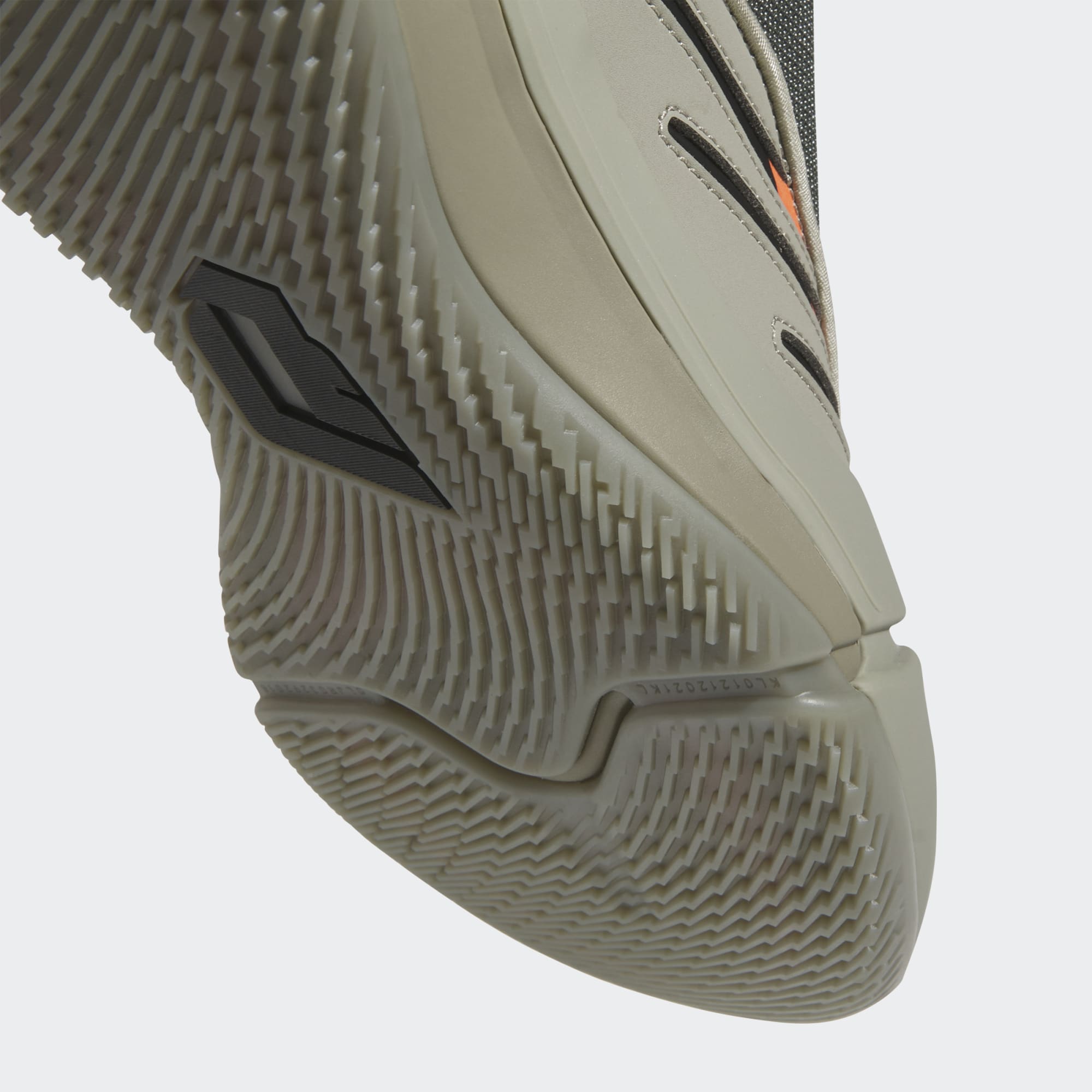 Dame 9 low Trainers