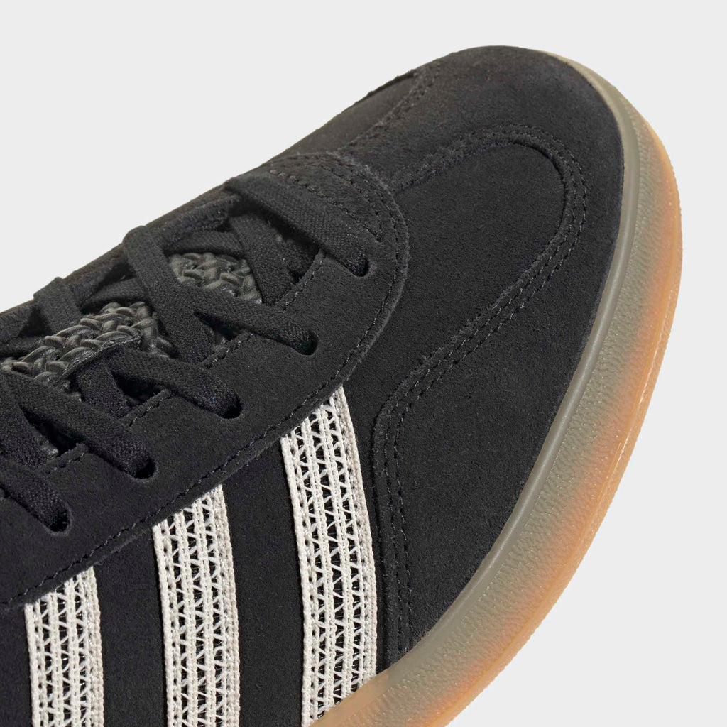 Gazelle Indoor