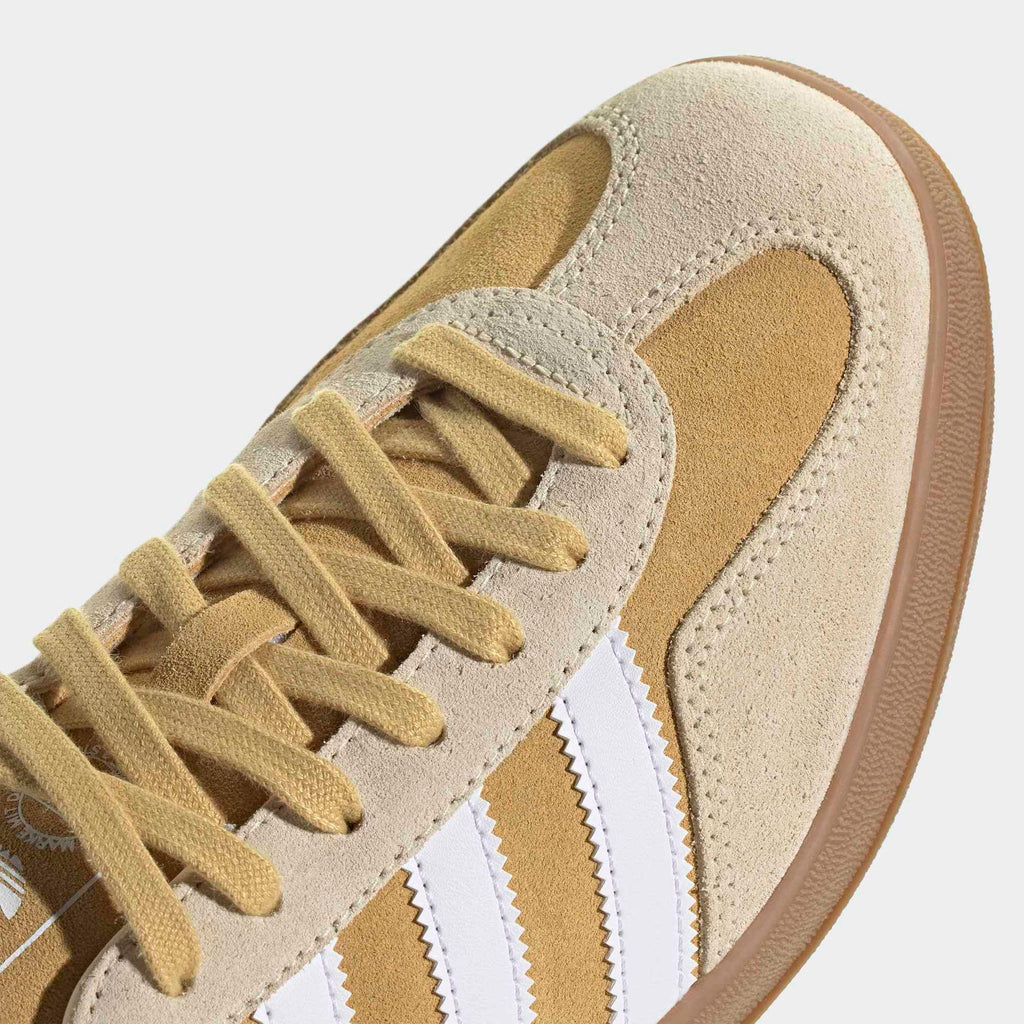 Gazelle Indoor