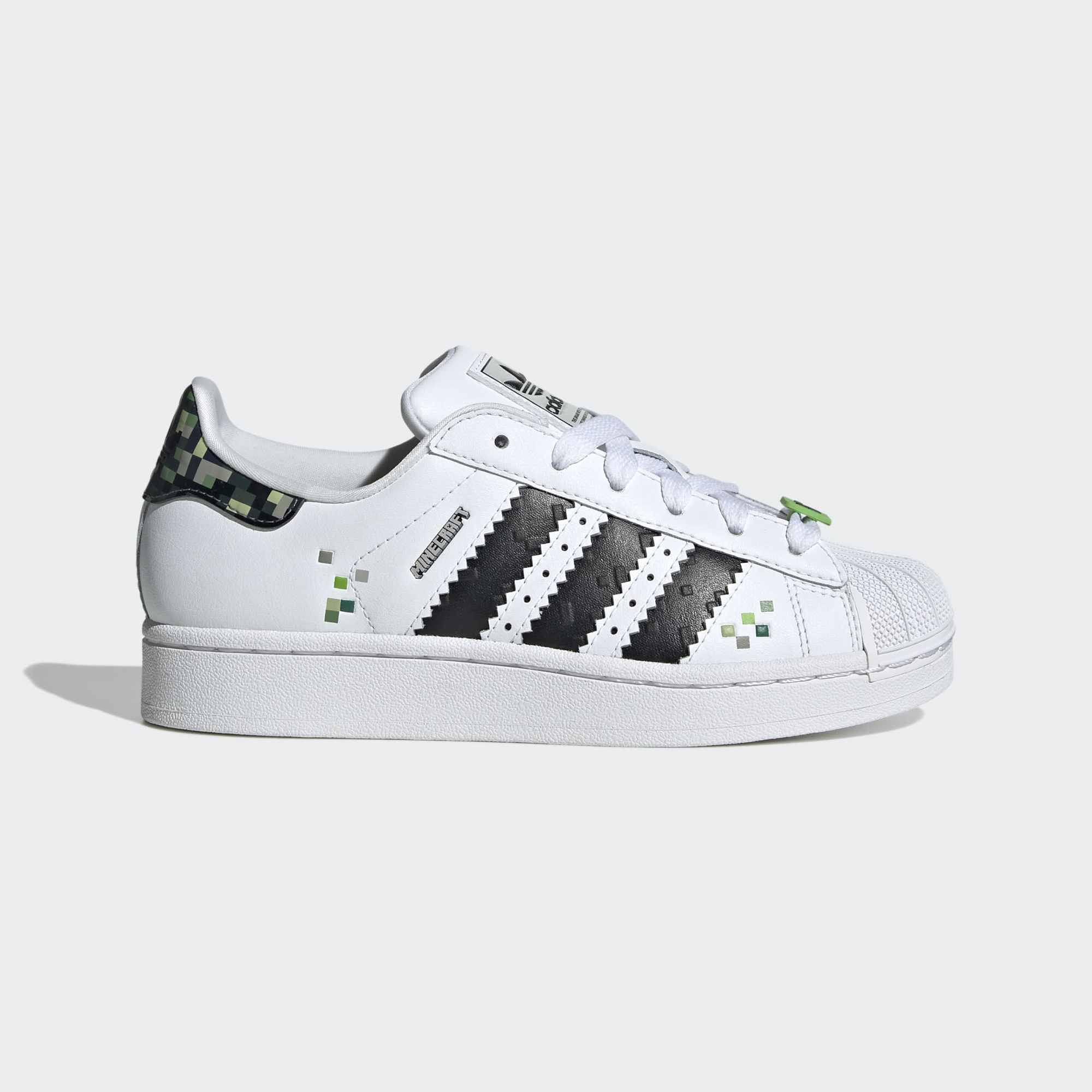 Superstar II x Minecraft