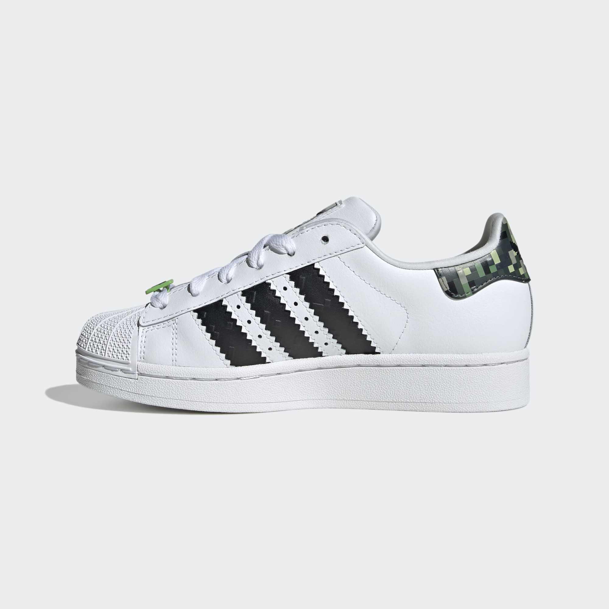 Superstar II x Minecraft