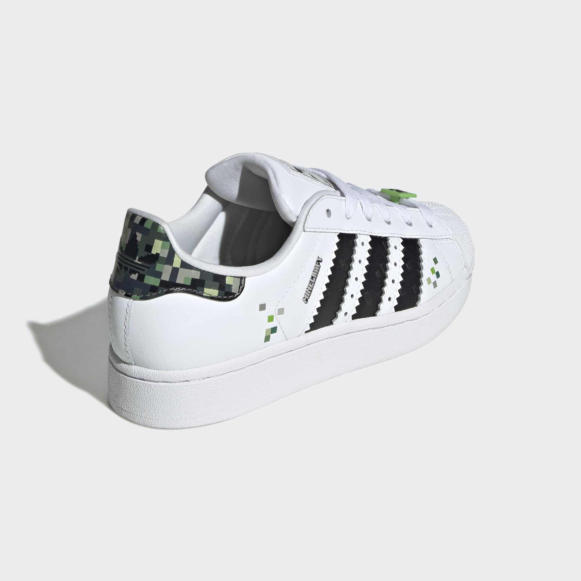 Superstar II x Minecraft