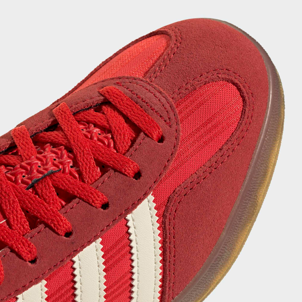 Gazelle Indoor