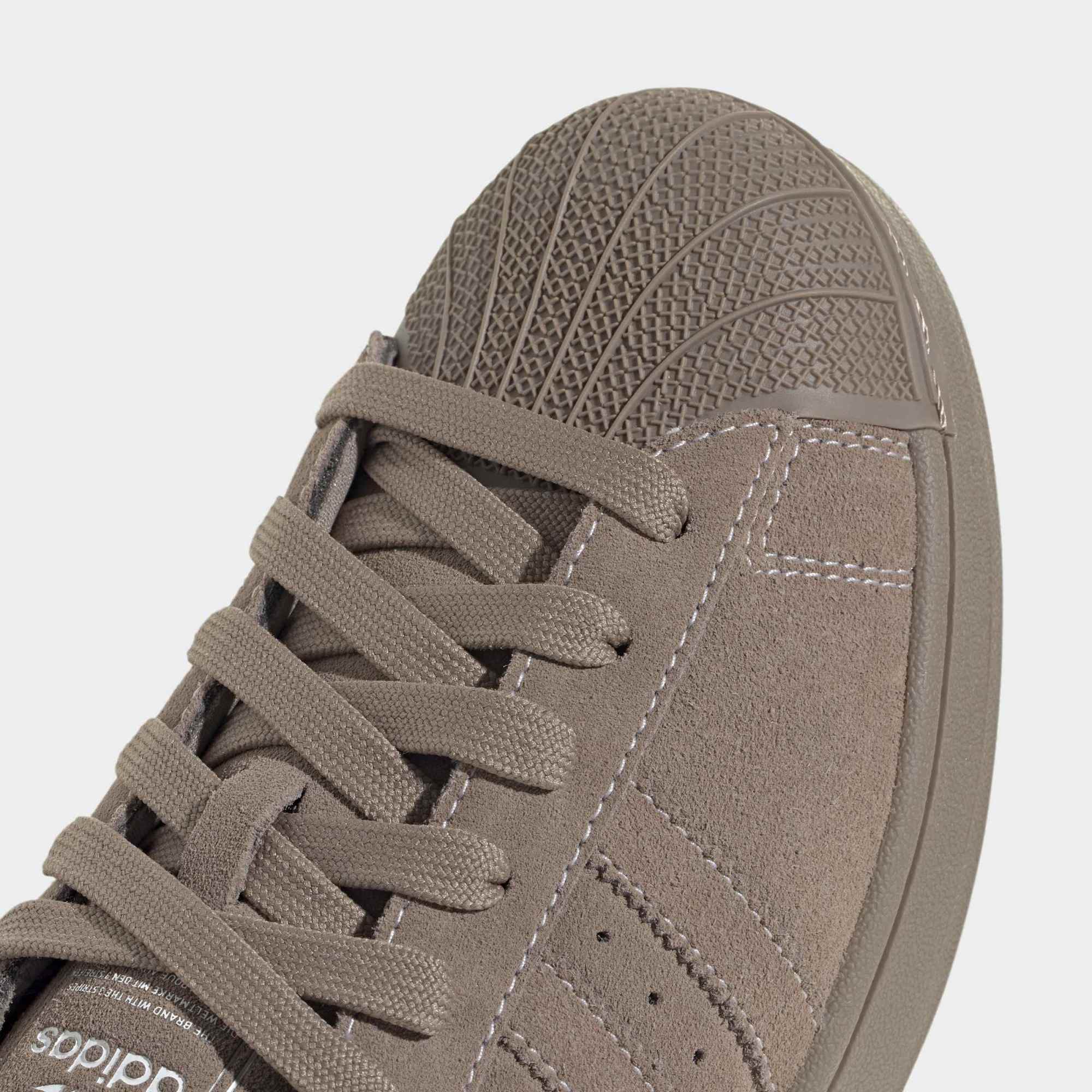Superstar II